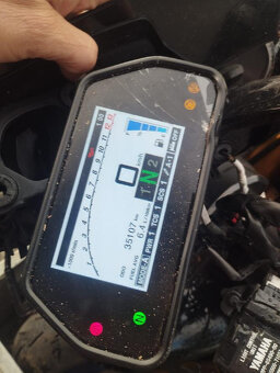 Yamaha MT 10 SP 2022 - 6