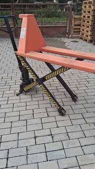 Prodám nůzkový paletový vozík - 6