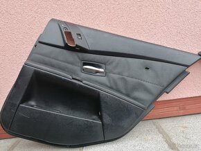 BMW E60/E61 černé kožené výplně dveří Schwarz Leder - 6