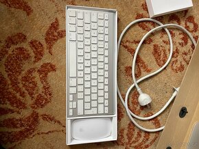 Apple iMac " 2,7GHz / 8GB / + klávesnice + magic mouse - 6