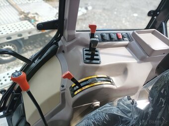 Traktor Farmtrac 555 DTc V - 6