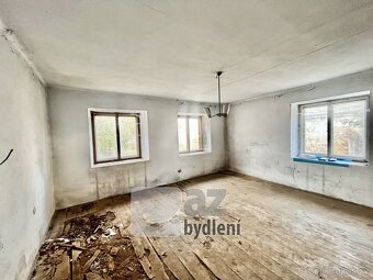 Stylový statek s uzavřeným dvorem a velkými přilehlými pozem - 6