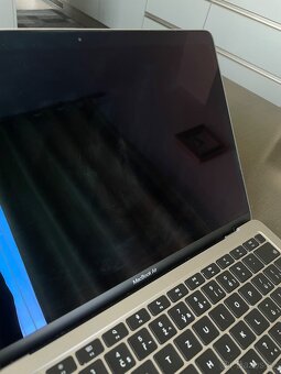 MacBook Air s čipem Apple M1 (2020) - 6