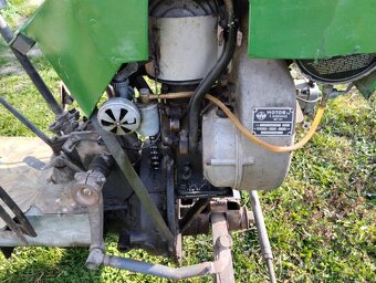 Traktor domácí výroby momentálně nepojízdný, nutno seřídit - 6