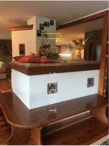 Prodej komerčního RD s bydlením, zahradou a garáži. - 6