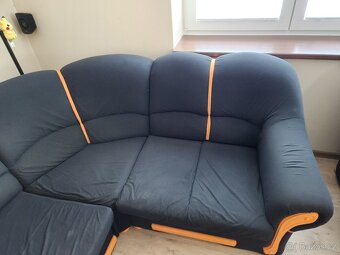 Rohový gauč a křeslo - 6