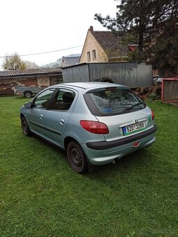 Peugeot 206 1,4 HDI - 6