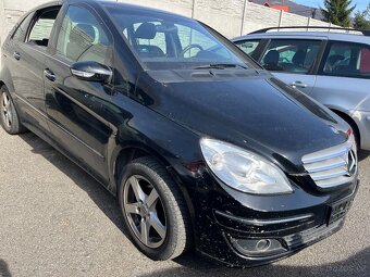 Mercedes-Benz B 150 W245 díly - 6