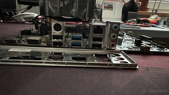 MSI PRO H610M-E DDR4 + i3-13100F (4C/8T) - 6