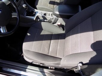 Ford Focus 1.8I 92 KW TITANIUM NAVI TAŽNÉ - 6