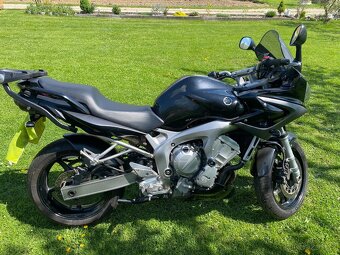 Yamaha FZ6 Fazer - 6