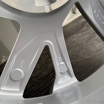 VEGA R18 letní pneu 205/40/19 - 6