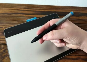 Wacom Intuos Pen Small CTL-480 grafický tablet (starší verze - 6