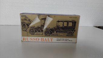 Russobalt model 1/43 zeleny - 6