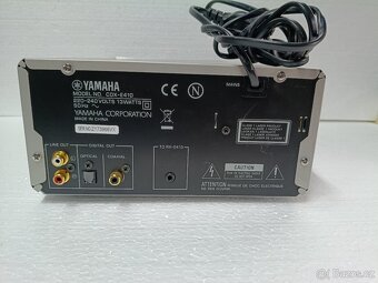 Yamaha CDX-E410 Přehrávač - 6