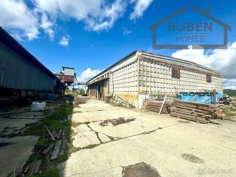 Skladové haly 2242 m2 s navazujícími pozemky 4158 m2 - Chod - 6