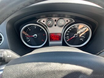 Ford Focus Combi 1.6 TDCi, nová STK, tažné rok 2008 - 6