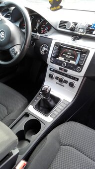 Prodám Passat b7 - 6