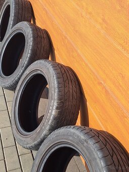 225/55 R17 Letní pneu - 6