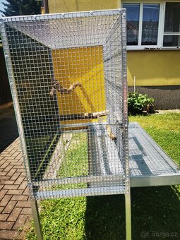 Klec pro menší a střední papoušky. - 6