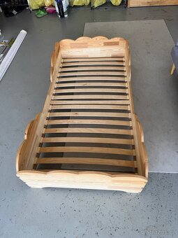 Dvě dětské postele 90x180 cm vč. matrace - 6