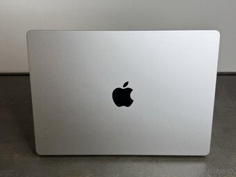 MacBook Pro 14'' 2021 / M1 Pro / 16GB / 512GB SSD / Silver - 6