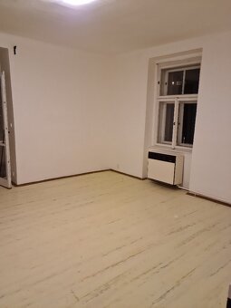 Pronájem bytu 2+1 (69 m²), Praha 4, klidná lokalita 🏡 - 6