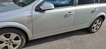 Opel Astra H - 6
