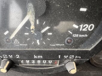 LIAZ HÁKOVÝ NOSIČ KONTEJNERU 4X4 - 6