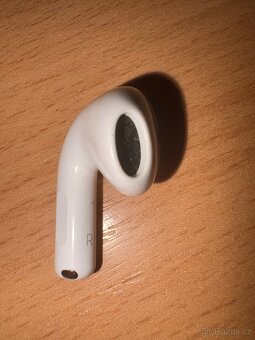 Airpods 4 - 6