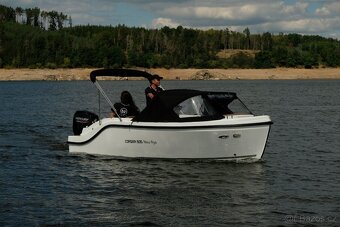 NOVÁ motor.loď Corsiva 505 New Age + Mercury F 60 - 6