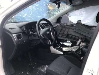 Hyundai i30 2012 - 2017 hatchback - 6