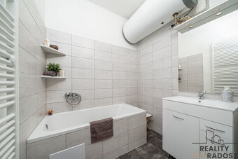 Prodej RD se zahradou, po rekonstrukci, 170 m2, pozemek  511 - 6