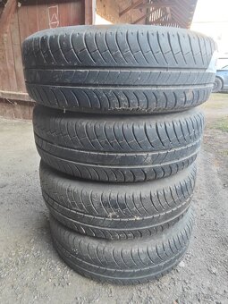 Prodám sadu disků 6Jx15H2 ET18 + let. pneu 185/65/R15 - 6