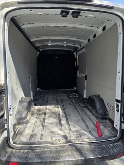 FORD TRANSIT 2.0TDCI 96KW L3H2 R.V.5/2021 - 6