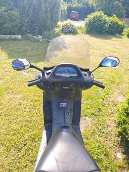 HONDA PANTHEON 150 - 6