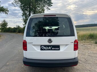VW Caddy Maxi - 5 míst - top stav - 6