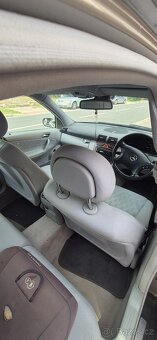 Mercedes-Benz C200 - 6