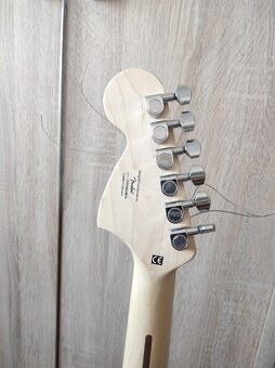 Fender Squier Stratocaster Affinity HSS - 6