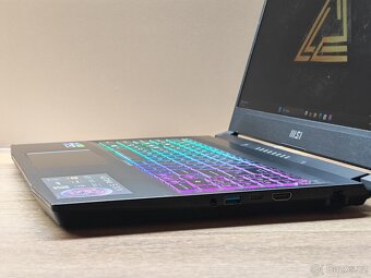 MSI KATANA 15 B13V_i7-13700H_16GB DDR5_RTX 4070 8GB - 6