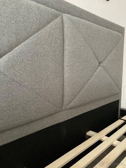 Čalouněná postel se šuplíky - 6