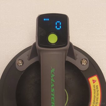 AKU vákuová přísavka s motorovou vývěvou, nosnost 200 kg - 6