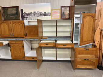 Dubová kuchyňská linka 370cm s lednicí - 6