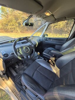 RENAULT GRAND ESPACE 2.0 Dci 110kW - 6
