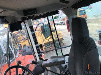 19t nakladač Volvo L110 H - 6