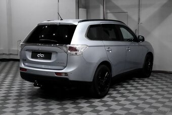 Mitsubishi Outlander 2.2 DI-D 110 kW 2WD Intense - 6