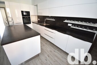 Prodej byty 3+kk, 110 m2 - Karlovy Vary, ev.č. 01641 - 6