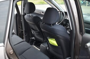 Honda CR-V 2.0i Comfort benzín 110kw - 6