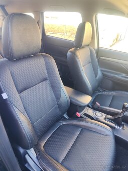 Mitsubishi outlender 3 - 6