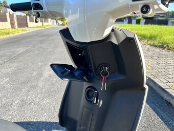 Skůtr Aprilia sportcity one - 6